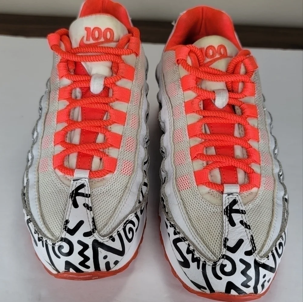 NIKE Girls AIR 95 QS WHITE/BLK/CRAMOISI ATHLETIC SHOES AH3808-100 Size 6.5Y
